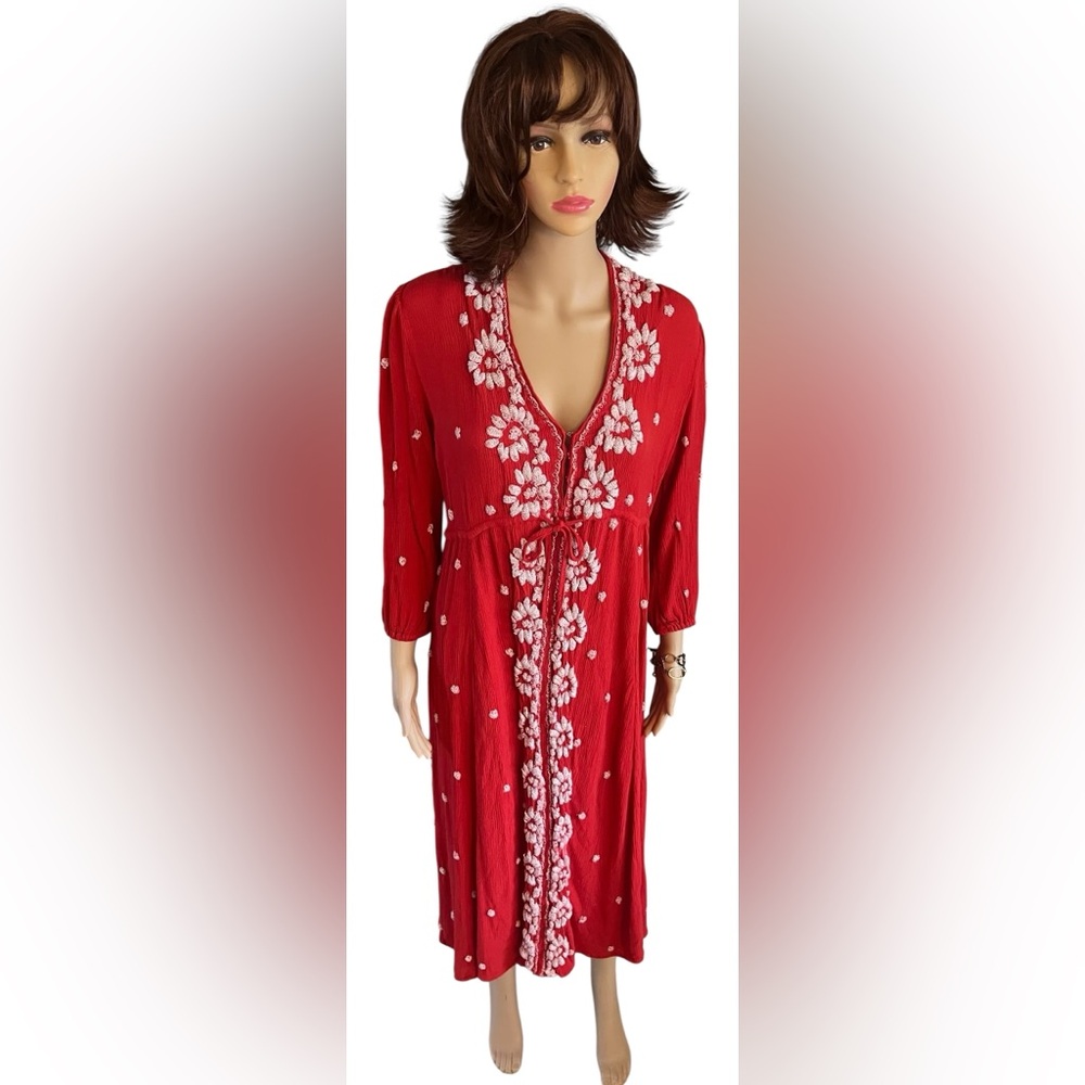 Hostess Pick x 2 💥💥🥳 Free People Chic Red Dress with Floral Embroidery